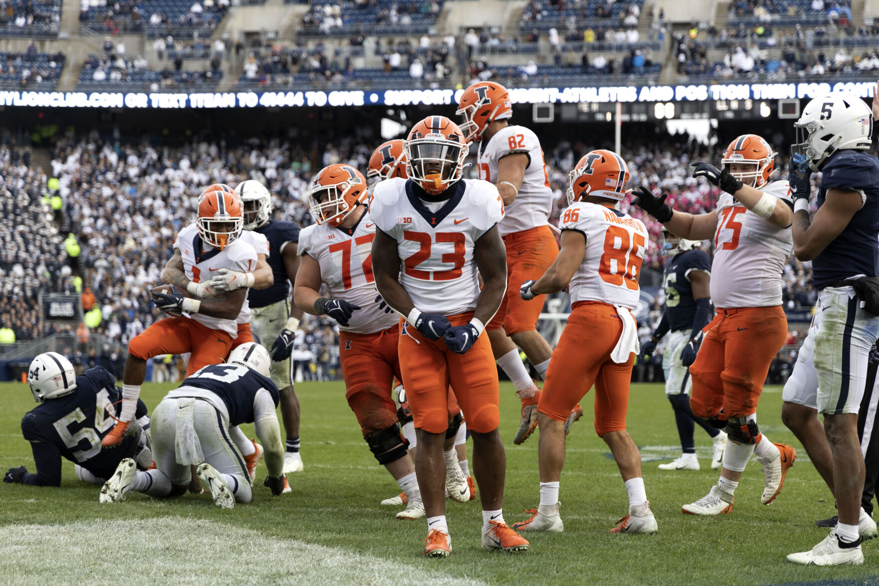 Penn State football vs. Illinois, Illinois offense celebration